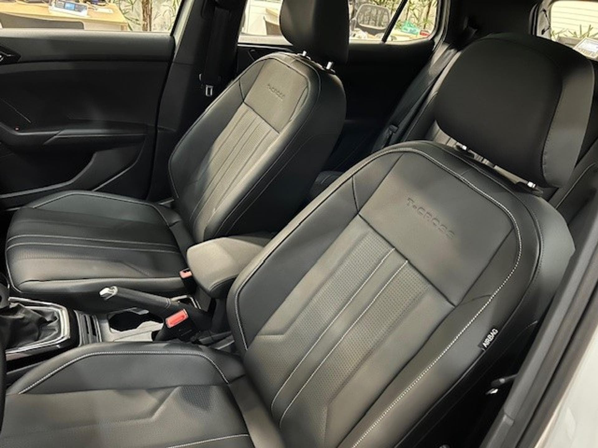 Car view 5
