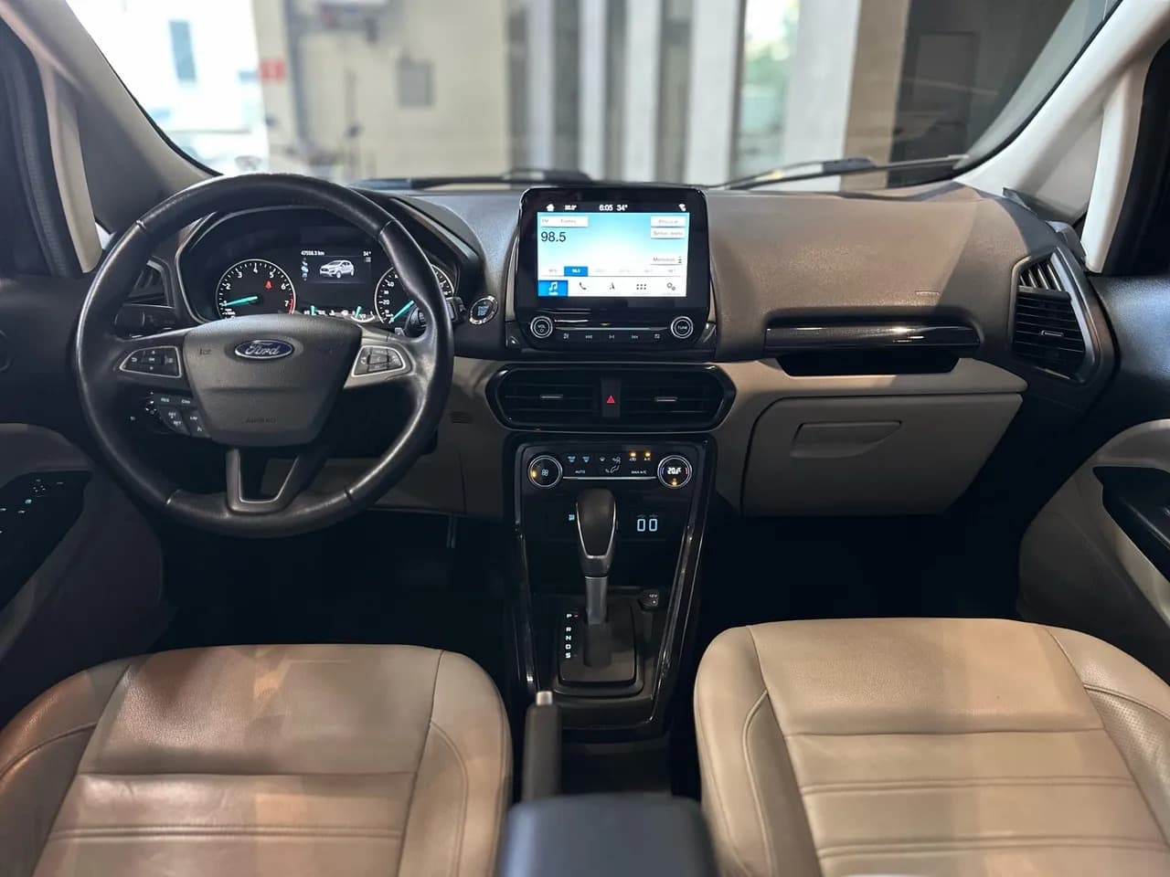 Car view 4